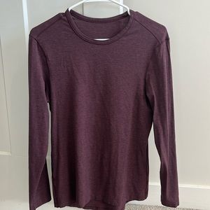 Men’s Lululemon burgundy long sleeve shirt